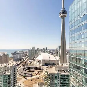 Elegant Waterfront Downtown / Unobstructed Cn Tower View , Toronto Canada
