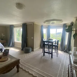 Homestay Royal Highland Livingroom Bedroom, Calgary