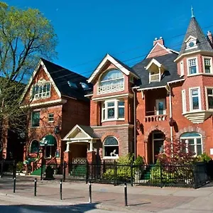 madison-manor-bb-and-pub.niagara-fallshotels.com/